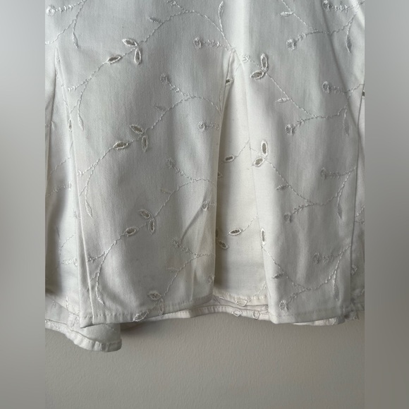Betsey Johnson New York Vintage White Eyelet Skirt - Picture 6 of 8